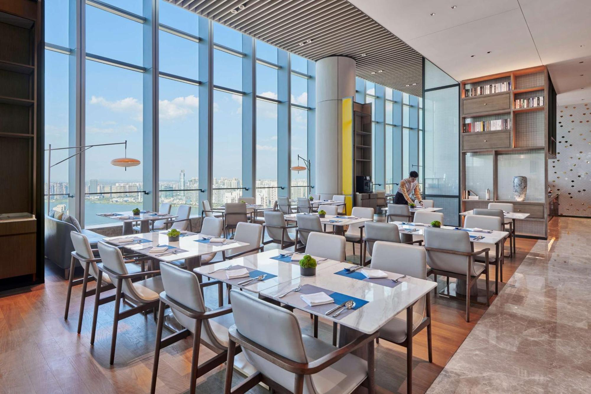 Hilton Changsha Riverside Екстер'єр фото